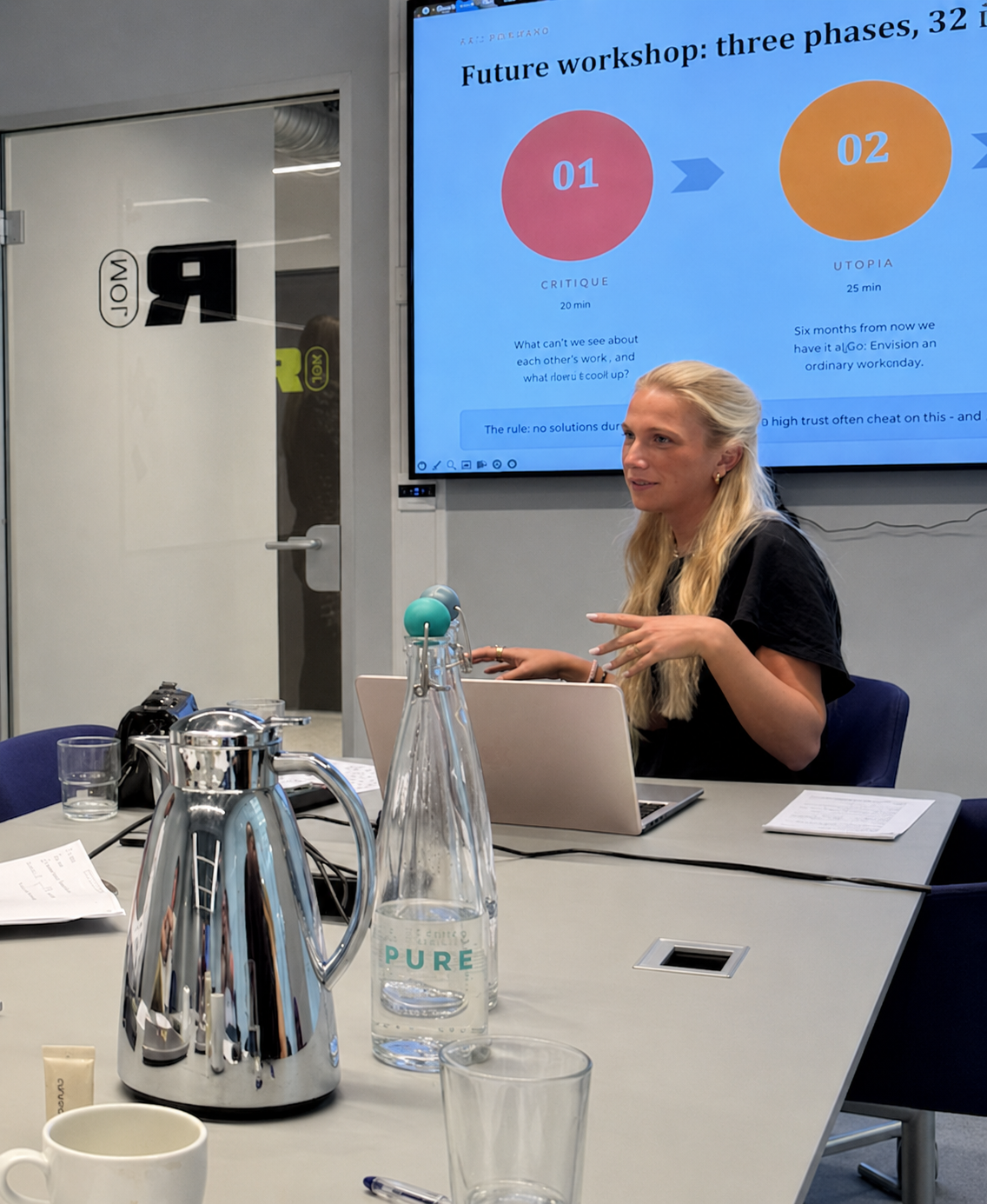 Anya Swiegers facilitating a workshop conversation